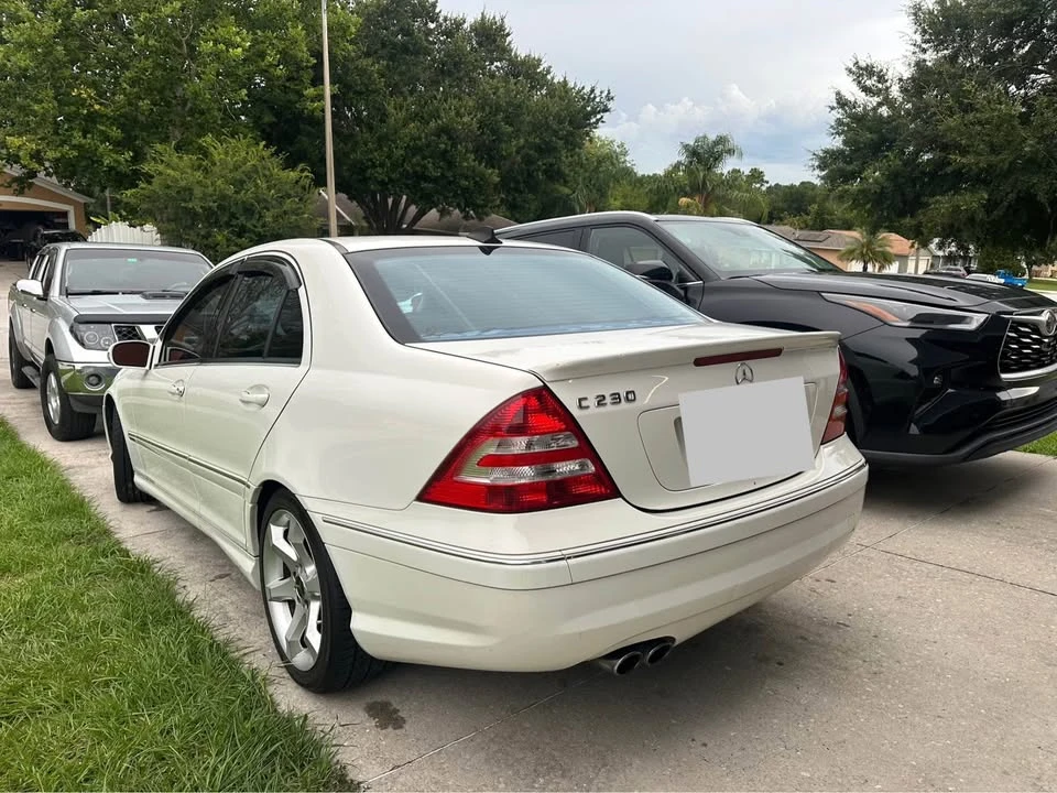 2007 Mercedes-Benz W203 C-Class - Image 9 of 10