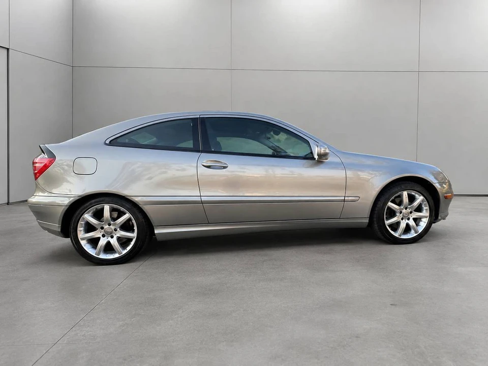 2003 Mercedes-Benz W203 C-Class - Image 3 of 12