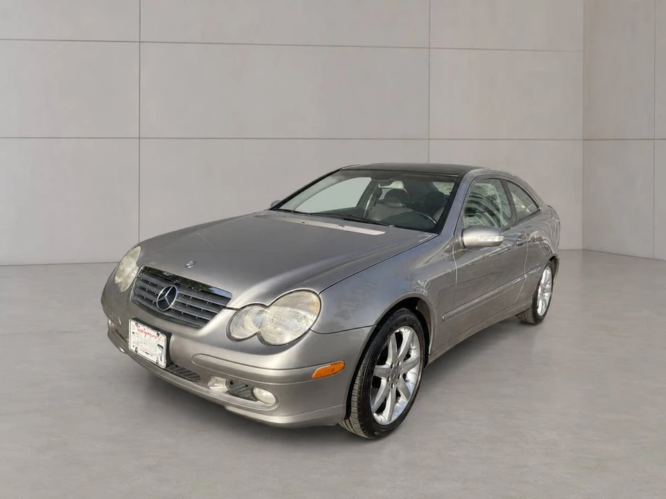 2003 Mercedes-Benz W203 C-Class - Image 2 of 12