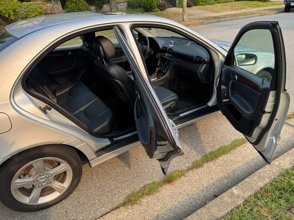 2007 Mercedes-Benz W203 C-Class - Image 14 of 22