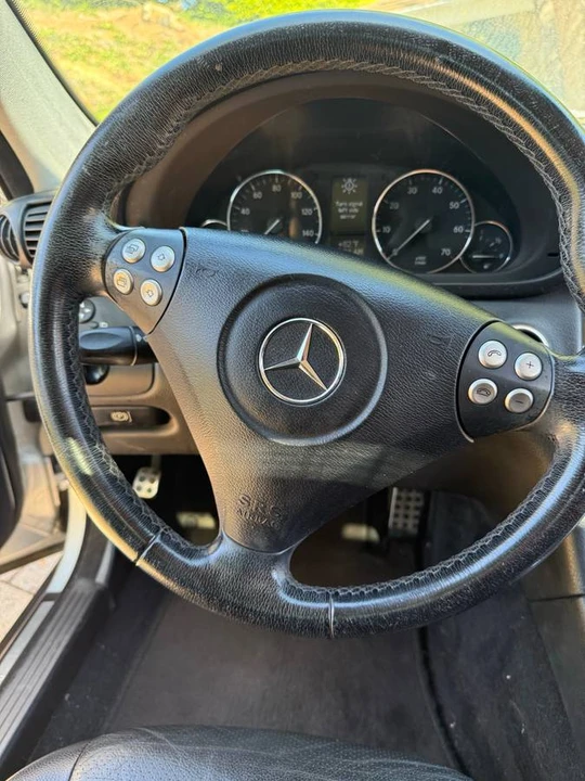 2007 Mercedes-Benz W203 C-Class - Image 9 of 24
