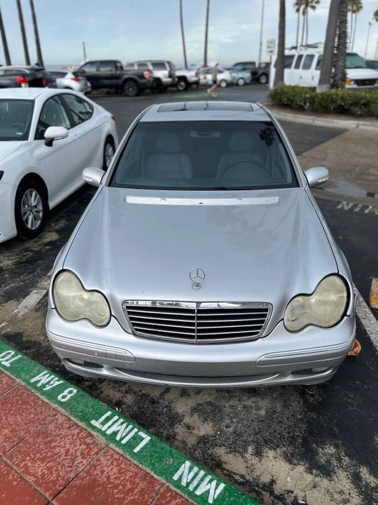 2002 Mercedes-Benz W203 C-Class - Image 2 of 3