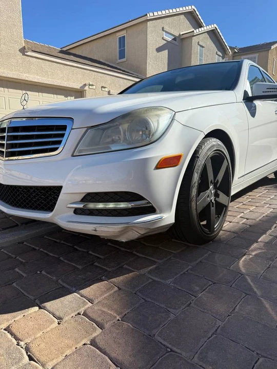 2013 Mercedes-Benz W204 C-Class - Image 5 of 14