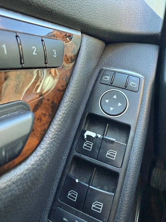 2013 Mercedes-Benz W204 C-Class - Image 12 of 14