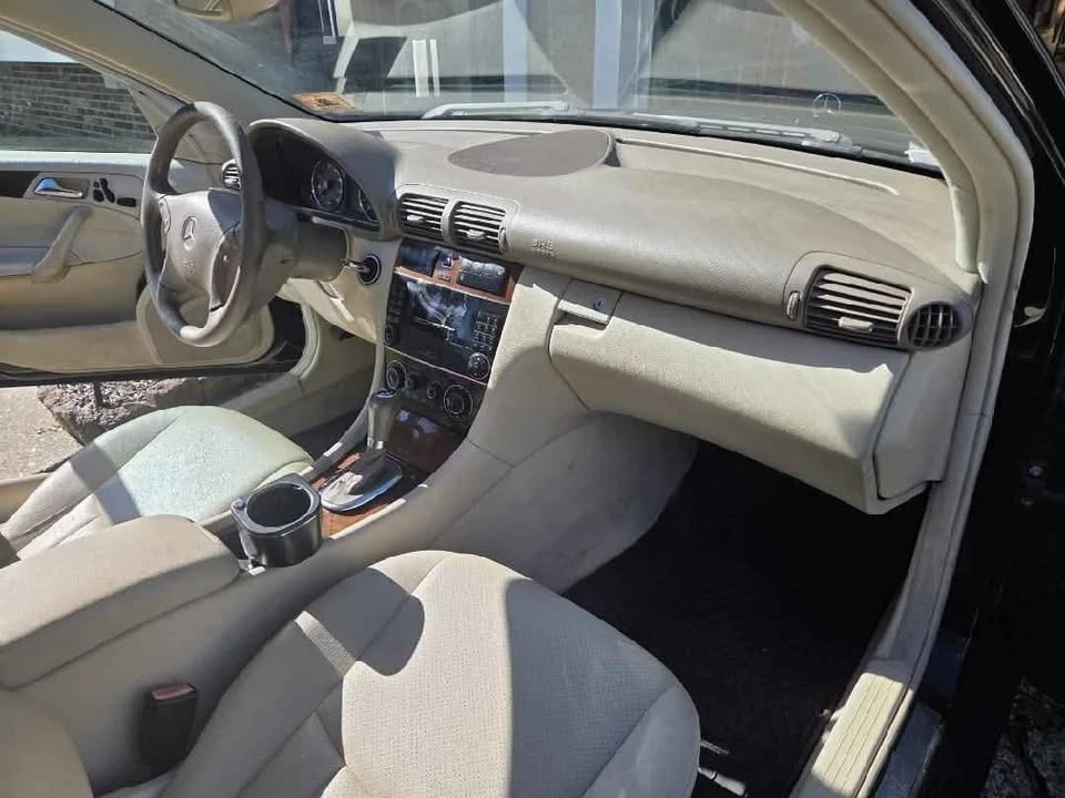 2007 Mercedes-Benz W203 C-Class - Image 9 of 10