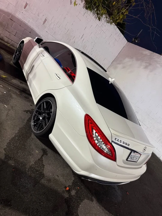 Mercedes-Benz C218 CLS-Class - Image 9 of 10