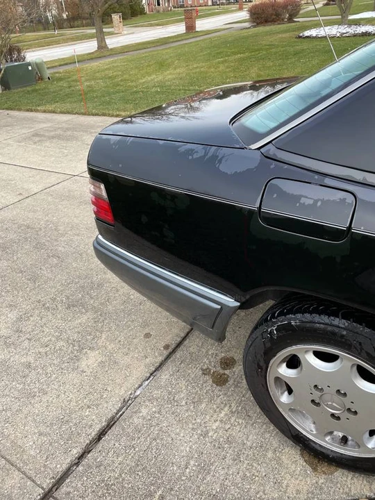 1995 Mercedes-Benz W124 E-Class - Image 5 of 16