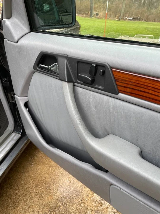 1995 Mercedes-Benz W124 E-Class - Image 12 of 21