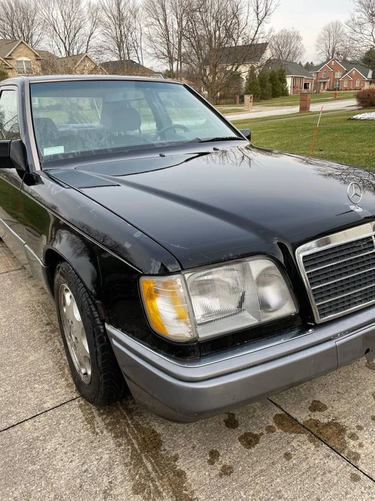 1995 Mercedes-Benz W124 E-Class - Image 3 of 21