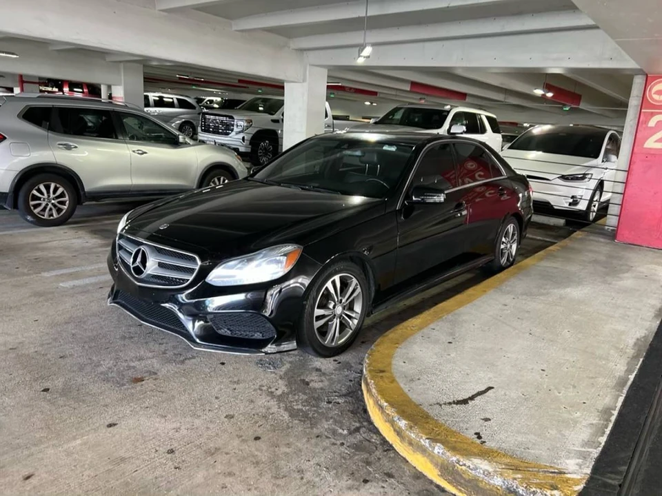 2016 Mercedes-Benz W212 E-Class - Image 12 of 24