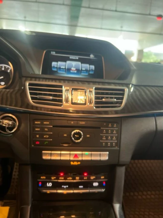 2016 Mercedes-Benz W212 E-Class - Image 10 of 24