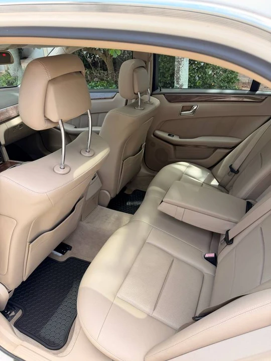 2012 Mercedes-Benz W212 E-Class - Image 6 of 10