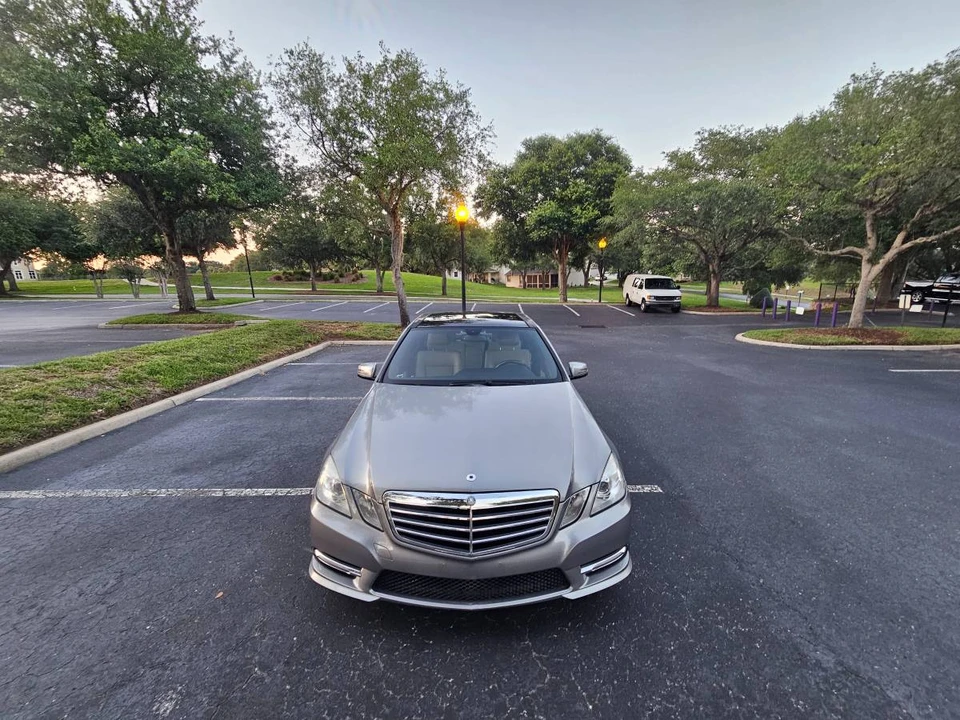 2012 Mercedes-Benz W212 E-Class - Image 6 of 24