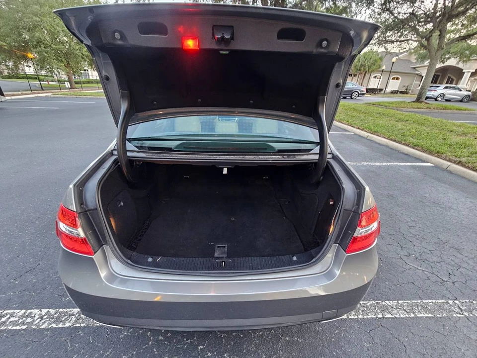 2012 Mercedes-Benz W212 E-Class - Image 7 of 24