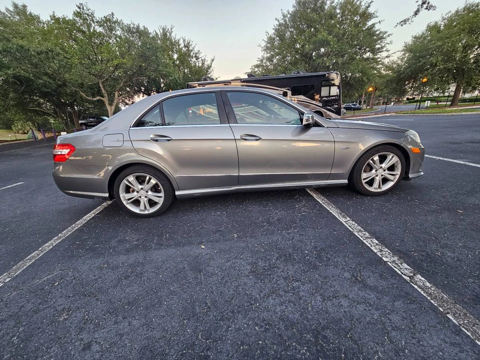 2012 Mercedes-Benz W212 E-Class - Image 4 of 24