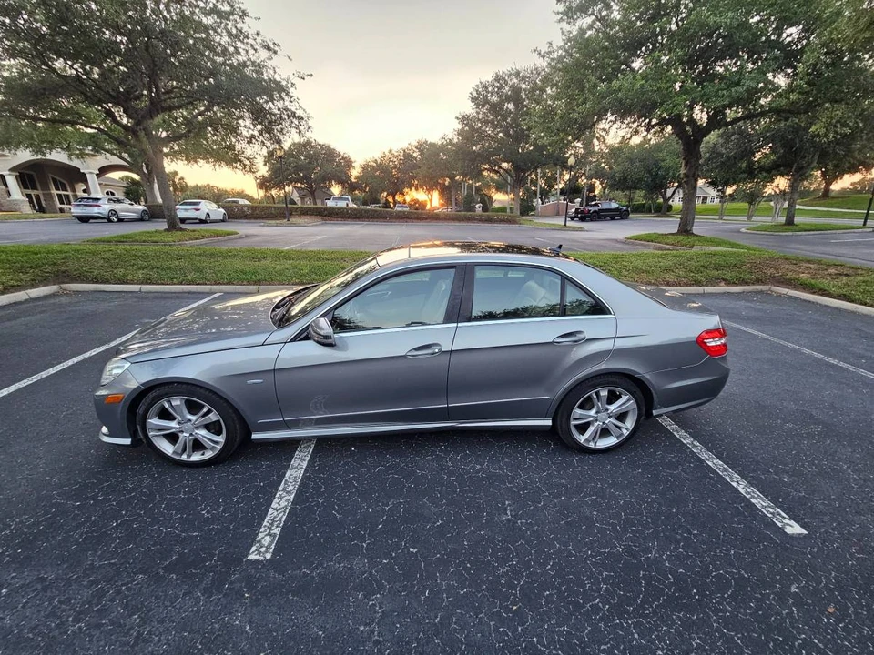 2012 Mercedes-Benz W212 E-Class - Image 3 of 24