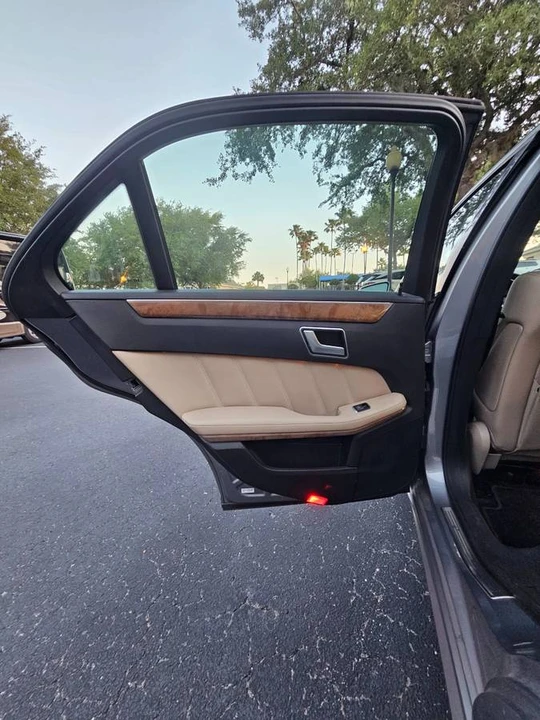 2012 Mercedes-Benz W212 E-Class - Image 15 of 24