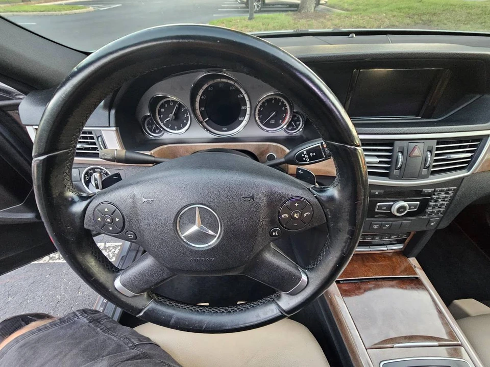 2012 Mercedes-Benz W212 E-Class - Image 21 of 24