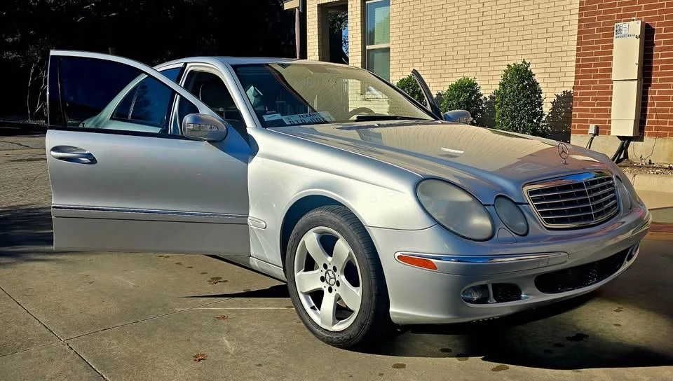 Mercedes-Benz 500E & E500 - Image 2 of 6