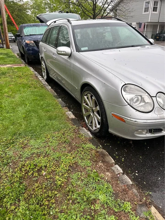 2004 Mercedes-Benz W211 E-Class - Image 6 of 10