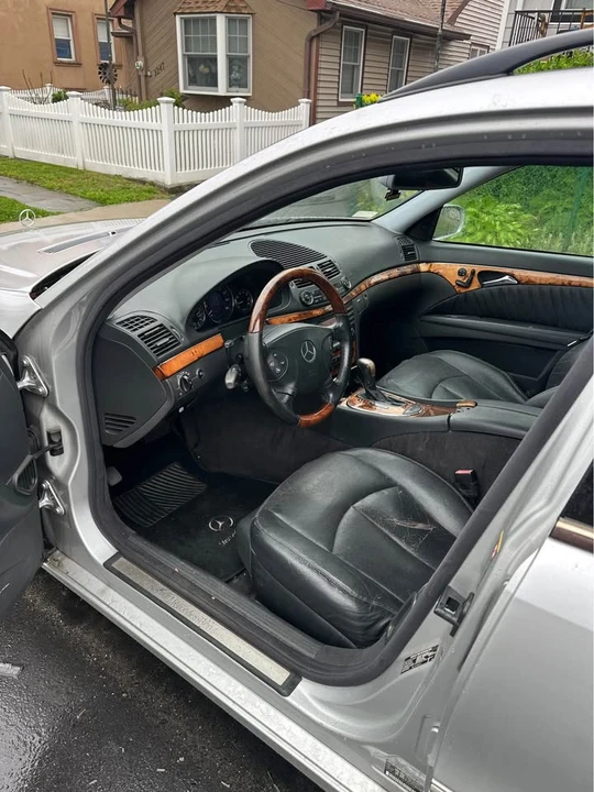 2004 Mercedes-Benz W211 E-Class - Image 4 of 10