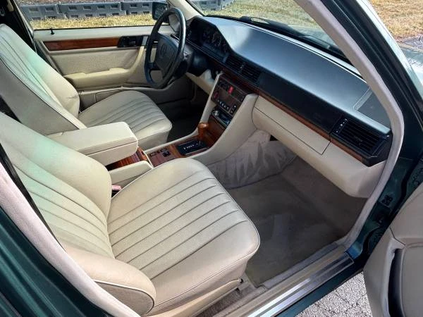 1994 Mercedes-Benz W124 E-Class - Image 14 of 21