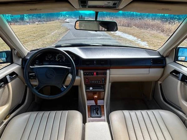 1994 Mercedes-Benz W124 E-Class - Image 11 of 21
