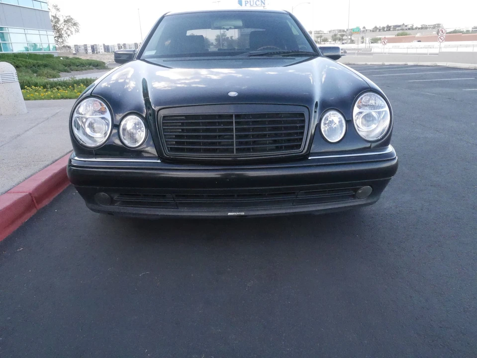 1996 Mercedes-Benz W210 E-Class - Image 2 of 14