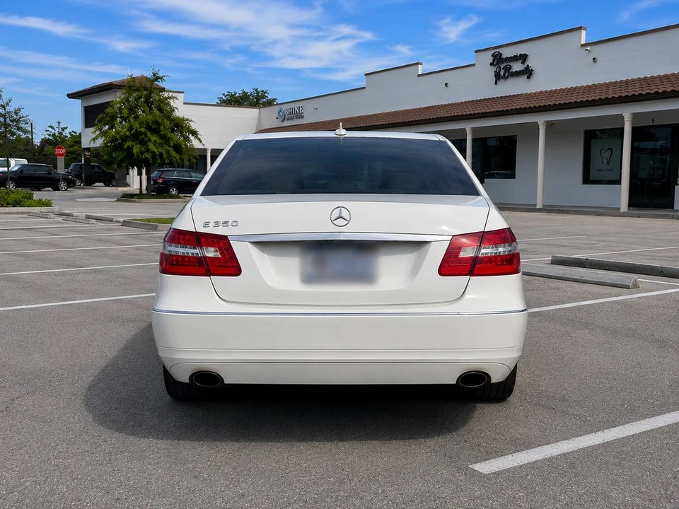 2010 Mercedes-Benz W212 E-Class - Image 3 of 7