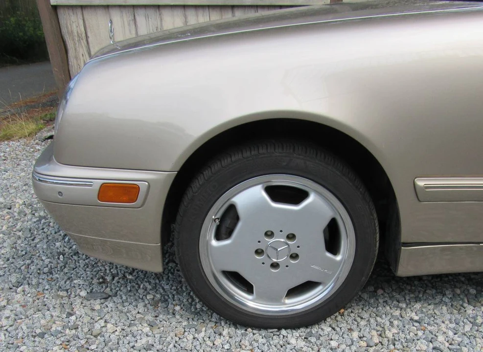 2001 Mercedes-Benz W210 E-Class - Image 2 of 17
