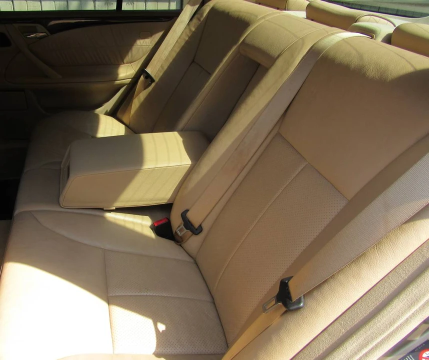 2001 Mercedes-Benz W210 E-Class - Image 8 of 17
