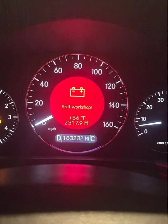 Mercedes-Benz 500E & E500 - Image 8 of 8