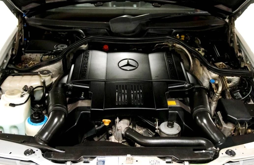 Mercedes-Benz 500E & E500 - Image 19 of 25