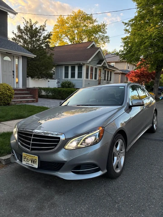 2015 Mercedes-Benz W212 E-Class - Image 2 of 8