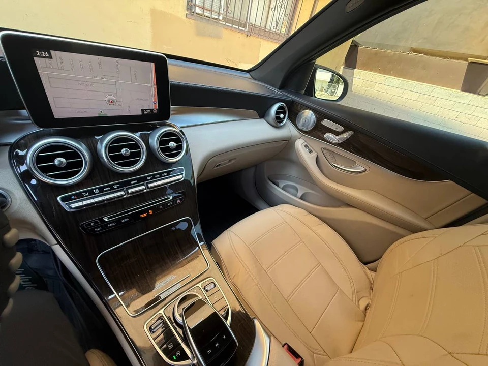 2017 Mercedes-Benz X253/C253 GLC - Image 2 of 17
