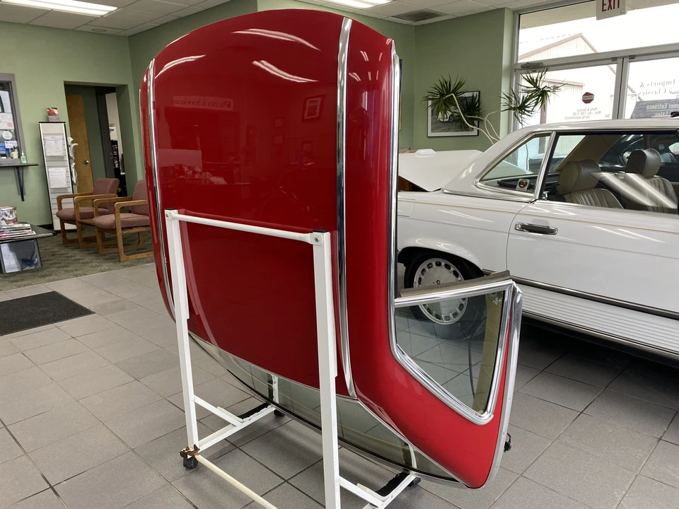 Parts & Memorabilia Bodywork - Image 4 of 31