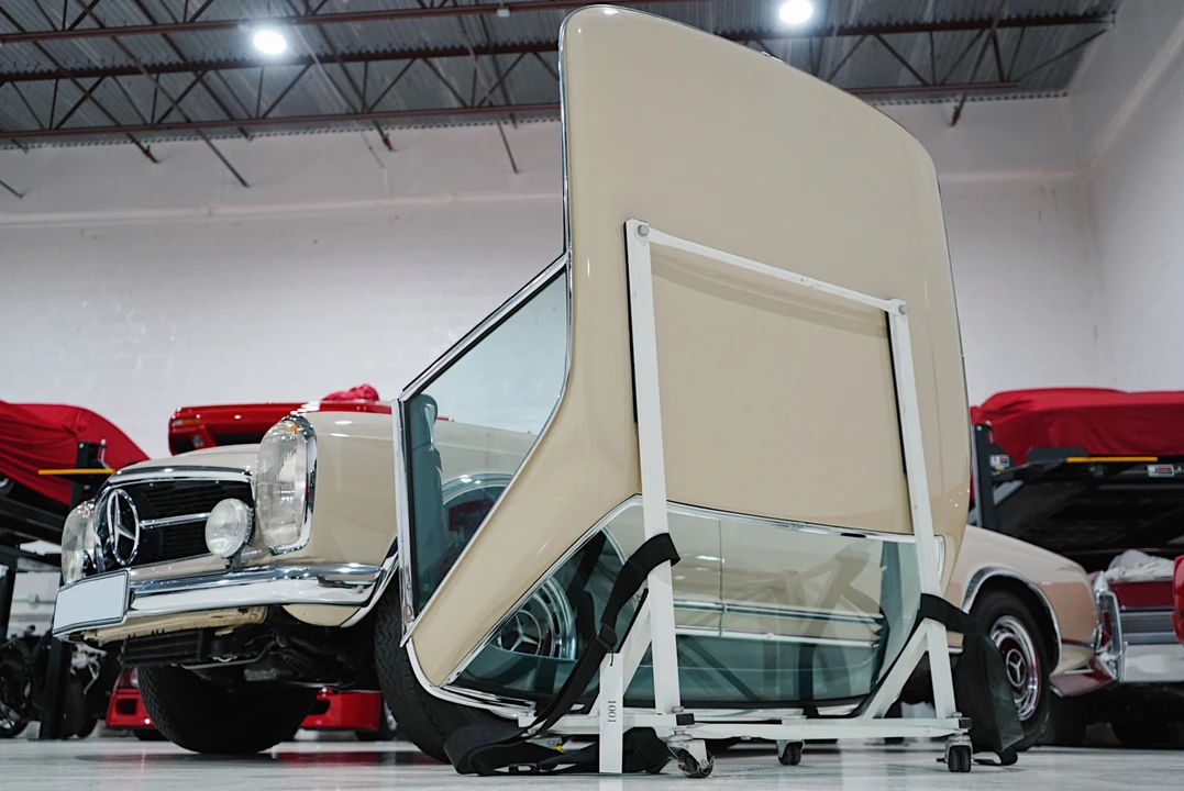 Parts & Memorabilia Bodywork - Image 9 of 31