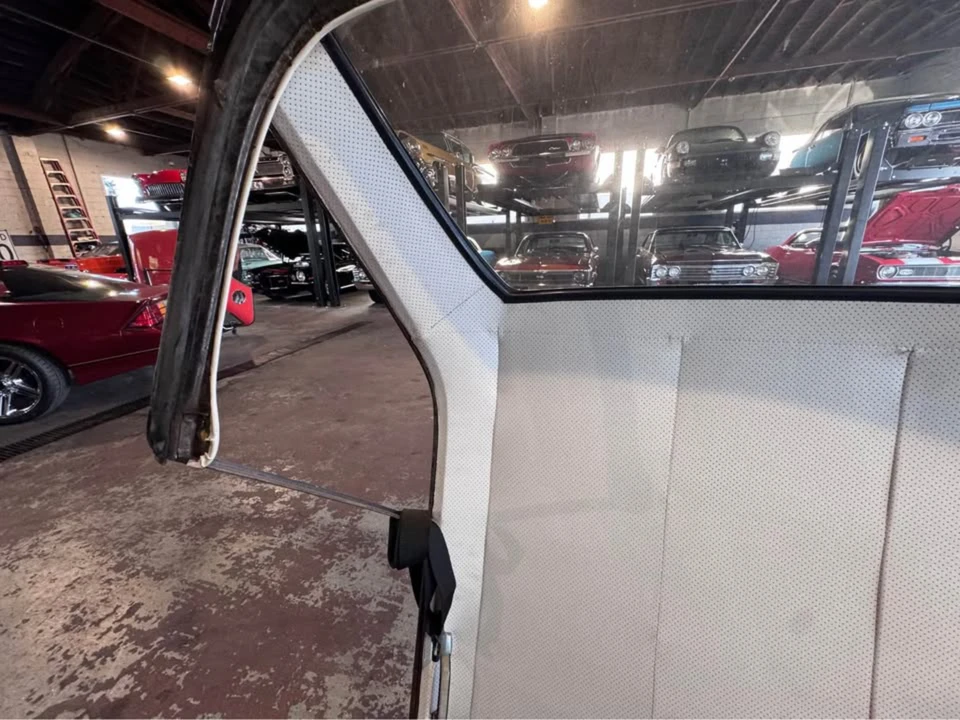 Parts & Memorabilia Bodywork - Image 8 of 31