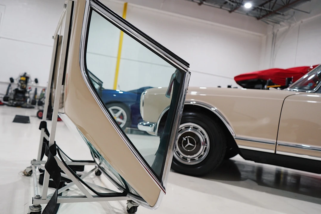 Parts & Memorabilia Bodywork - Image 5 of 31