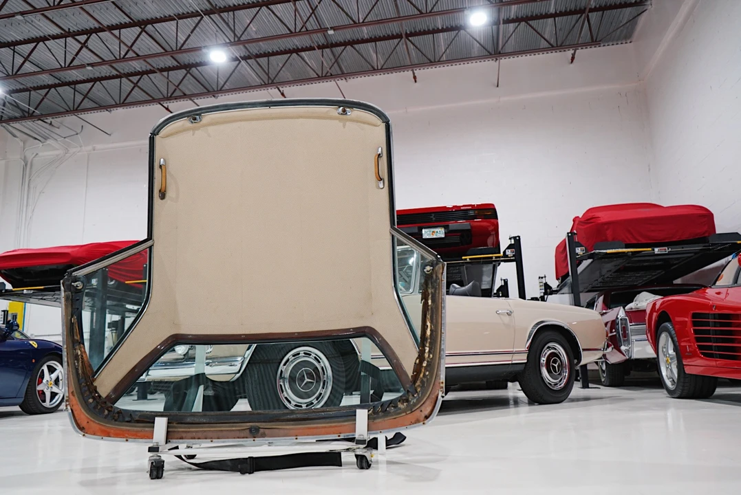 Parts & Memorabilia Bodywork - Image 14 of 31
