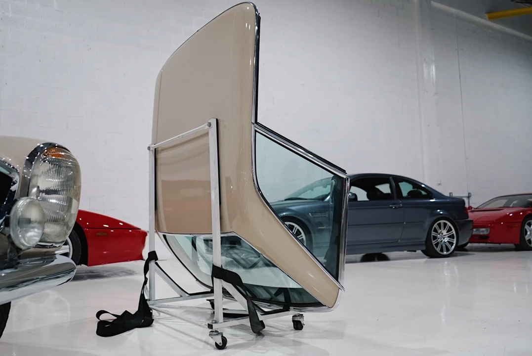 Parts & Memorabilia Bodywork - Image 4 of 31