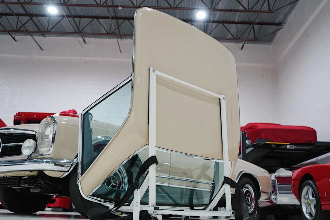 Parts & Memorabilia Bodywork - Image 10 of 31