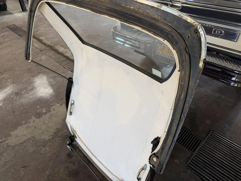 Parts & Memorabilia Bodywork - Image 12 of 31