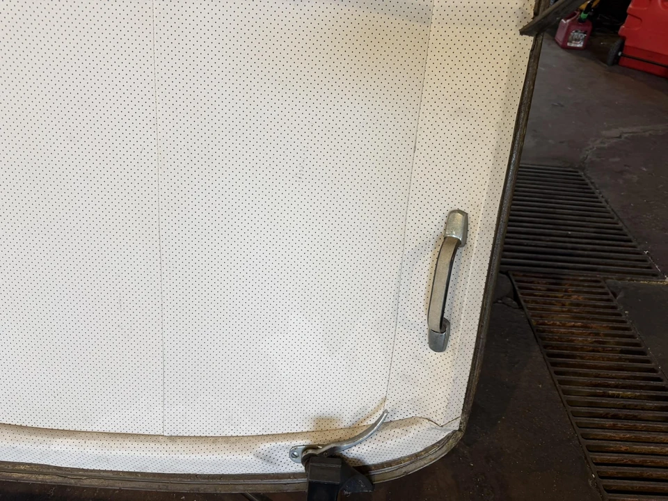 Parts & Memorabilia Bodywork - Image 15 of 31