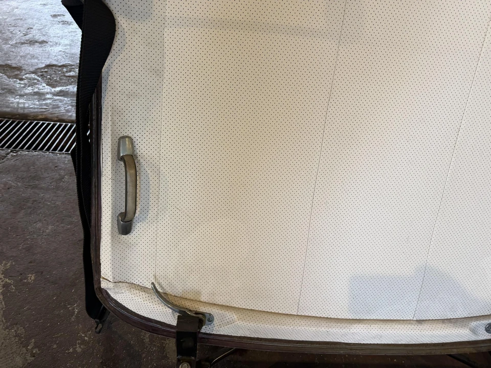 Parts & Memorabilia Bodywork - Image 17 of 31