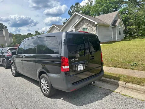 Mercedes-Benz Metris