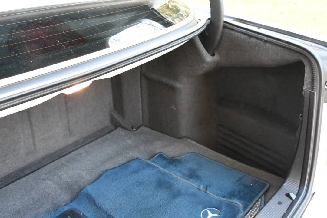 1997 Mercedes-Benz W124 E-Class - Image 21 of 24