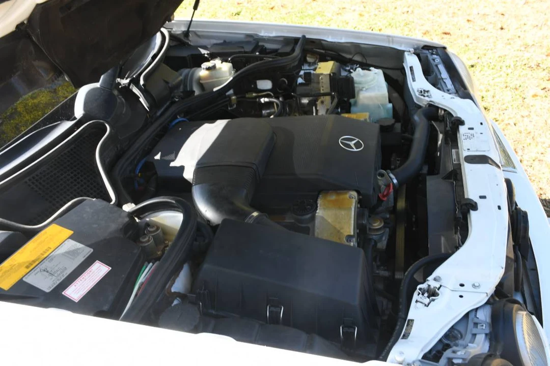 1997 Mercedes-Benz W124 E-Class - Image 3 of 24