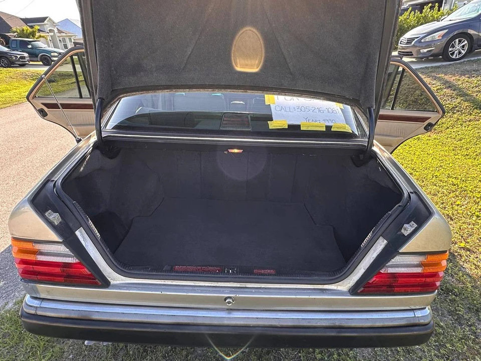 1990 Mercedes-Benz W124 E-Class - Image 6 of 9