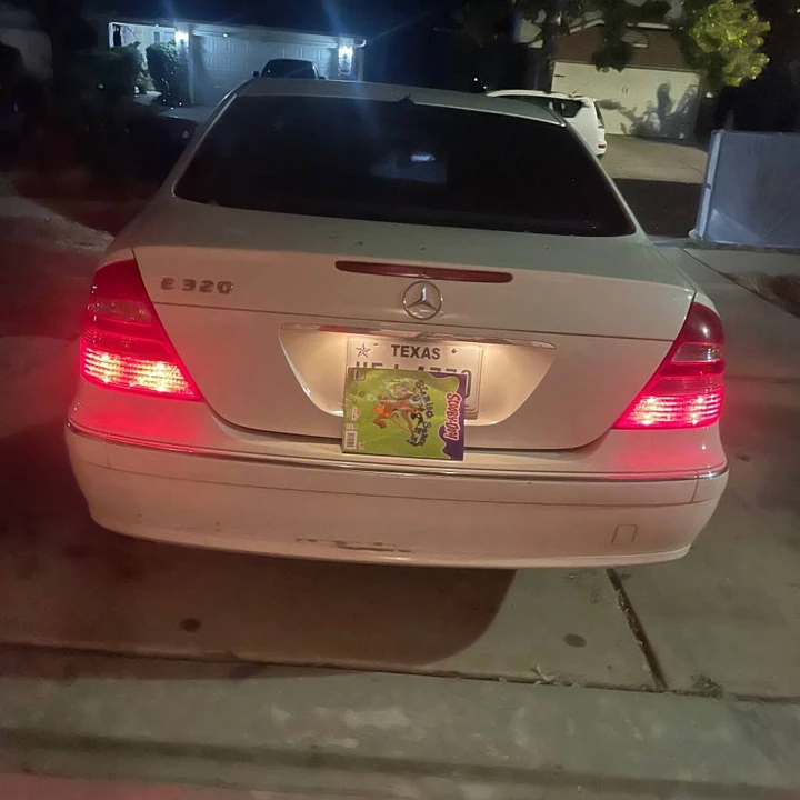 2004 Mercedes-Benz W211 E-Class - Image 2 of 3
